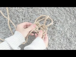 shibari pretzel knot. (double coin knot).